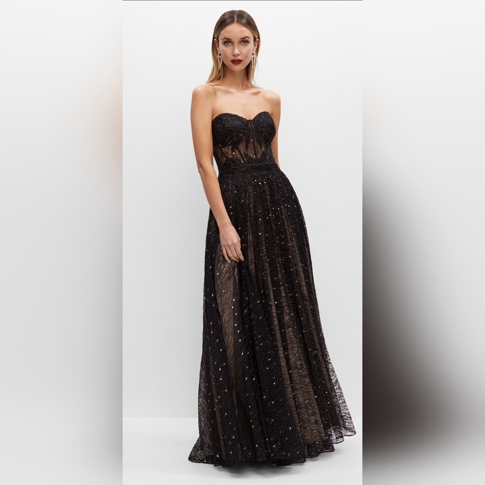 NWT Stunning Women's Black and Gold Lace Bustier Tulle Ball Gown. Size 4